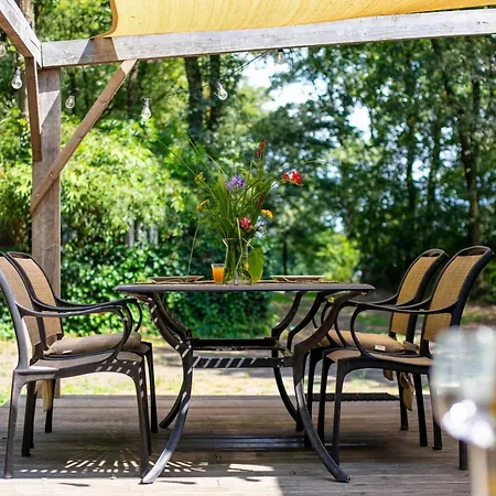 Holiday home Bij Ons Tinie *