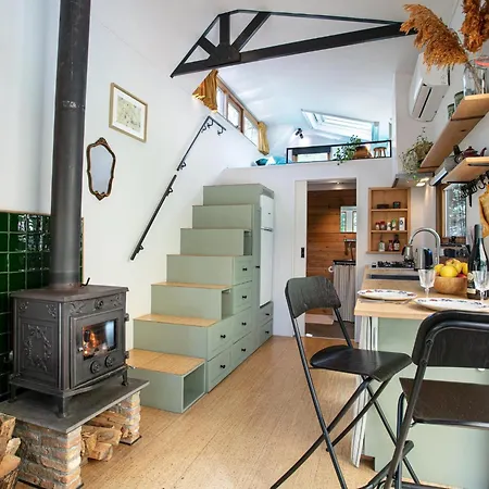 Bij Ons Tinie Holiday home *