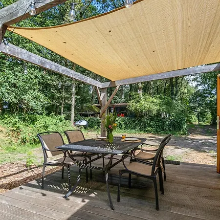 Bij Ons Tinie Holiday home Uden