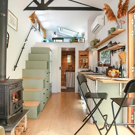 Bij Ons Tinie * ウーデン