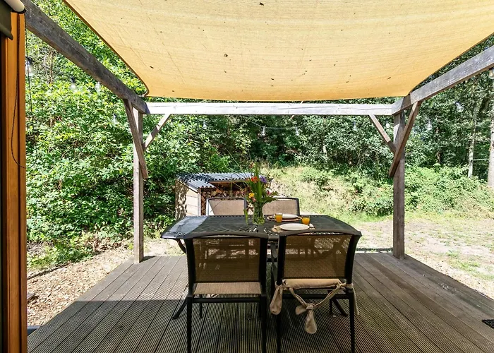 Nyaraló Bij Ons Tinie *